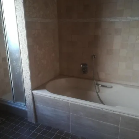 Safari Hotel 3*